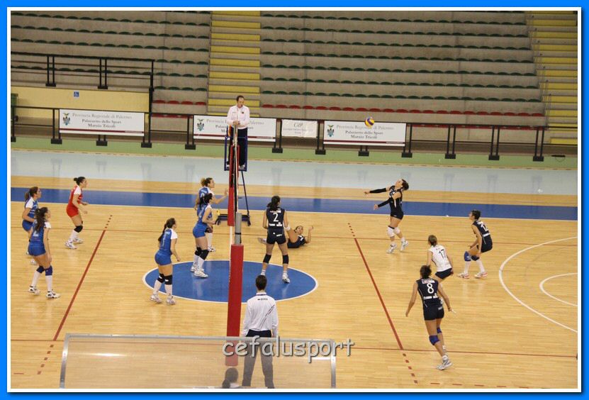 130120 volley 214_tn.jpg